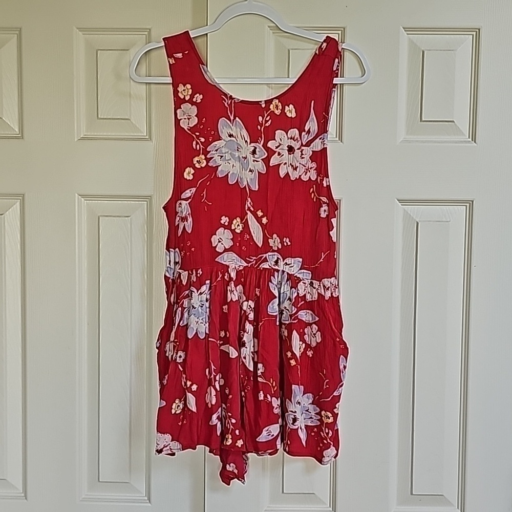 Billabong Wild Berry Desert Dreams Floral Romper with Pockets Size Small